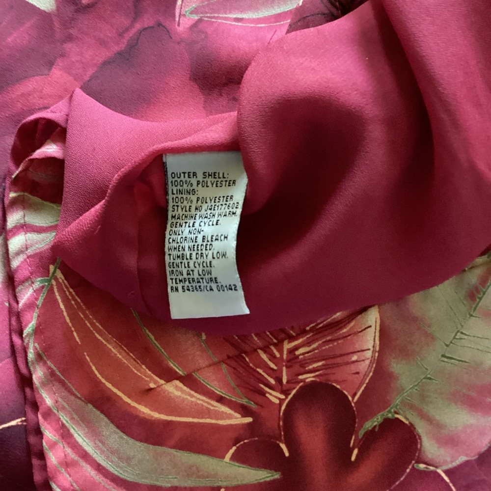 Pink‎ Floral Tanjay blouse - Picture 6 of 10